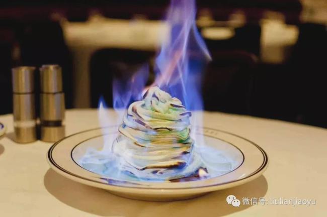 冰淇淋短视频拍摄技巧:让甜美的视觉盛宴引爆你的流量