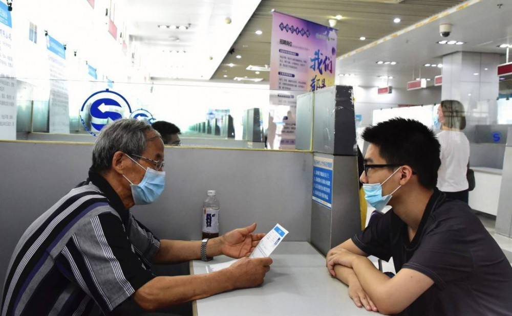 如何利用“公众号数据分析工具”提升内容创作效率，拓展营销影响力