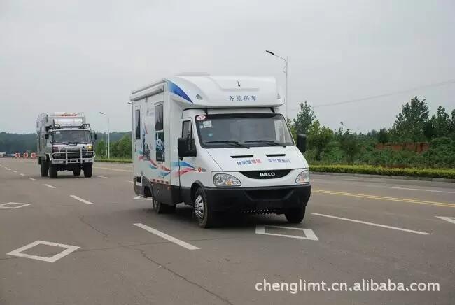 让自媒体创作者飞跃巅峰：自媒体数据分析工具的价值与应用