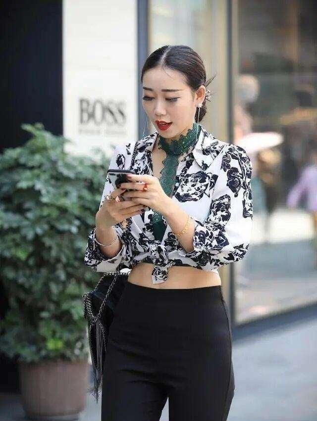 轻松打造专业衣服图文评测，开启创作新篇章！